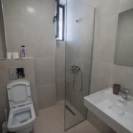 Sea 123 * Saranda
